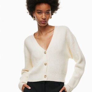 Aritzia Cashmere Canberra Sweater size S like new